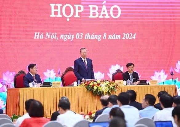 Tổng Bí thư, Chủ tịch nước Tô Lâm: Hết sức phụng sự Tổ quốc, phục vụ nhân dân