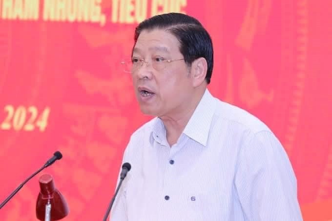 “TRẢ LƯƠNG PHÙ HỢP VỚI CỐNG HIẾN ĐỂ KHÔNG CẦN THAM NHŨNG”