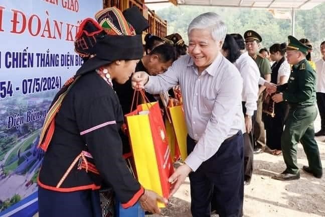 BÁC BỎ NHỮNG LỜI LẼ XUYÊN TẠC VỀ VỊ TRÍ, VAI TRÒ CỦA MTTQ VIỆT NAM