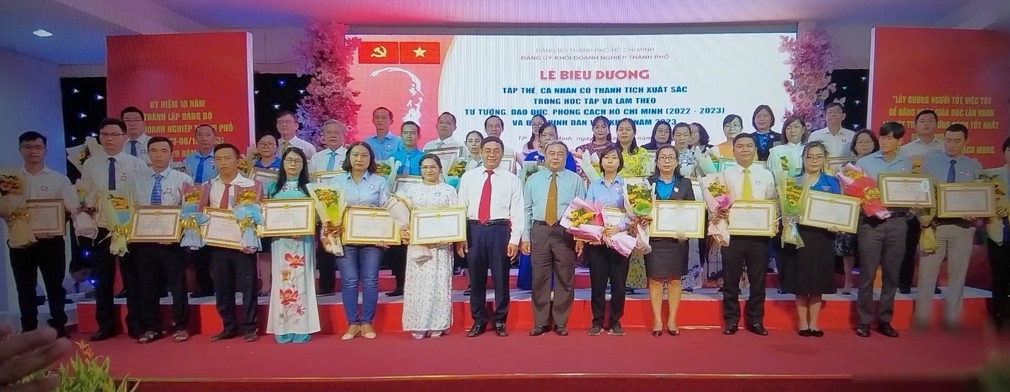 Một số trọng tâm trong thực hiện chuyên đề học tập và làm theo tư tưởng, đạo đức, phong cách Hồ Chí Minh năm 2024