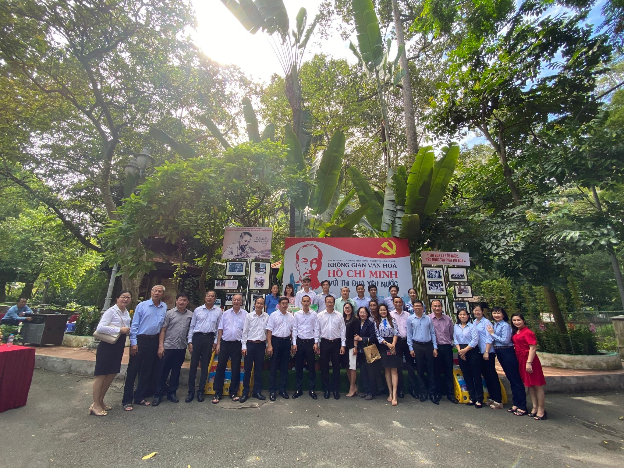 MỘT SỐ VẤN ĐỀ TRỌNG TÂM trong thực hiện chuyên đề học tập và làm theo  tư tưởng, đạo đức, phong cách Hồ Chí Minh năm 2025